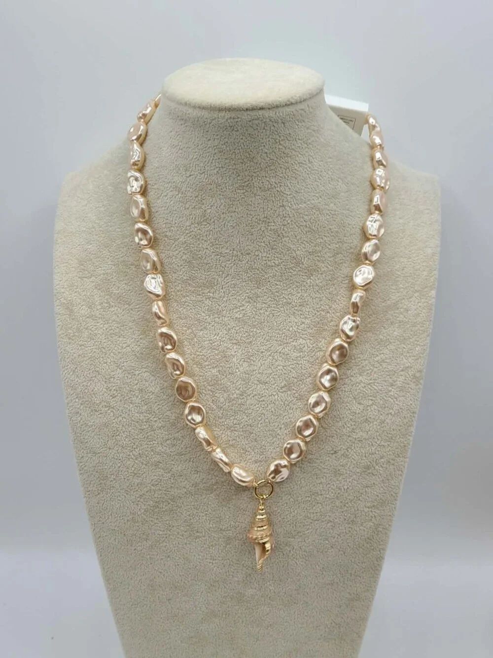 J Crew Factory Natural Shell Pendant NWT